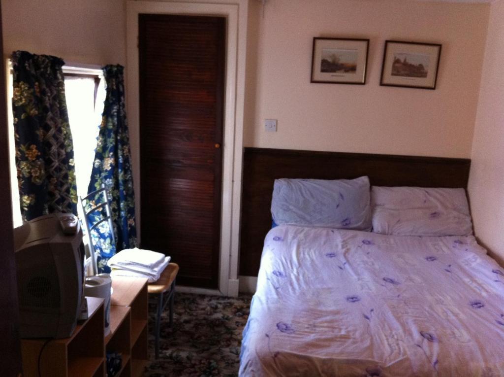 Wanstead Hotel Londres Habitación foto